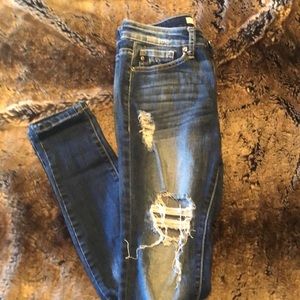 KanCan buckle skinny jeans